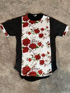 Authentic Topulation “Run for the Roses” Derby Tee, Large